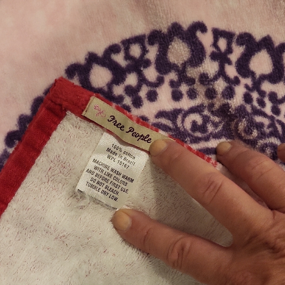 Free People Pink and Purple Patterned BEACH towel, Extra Large - Picture 4 of 4
